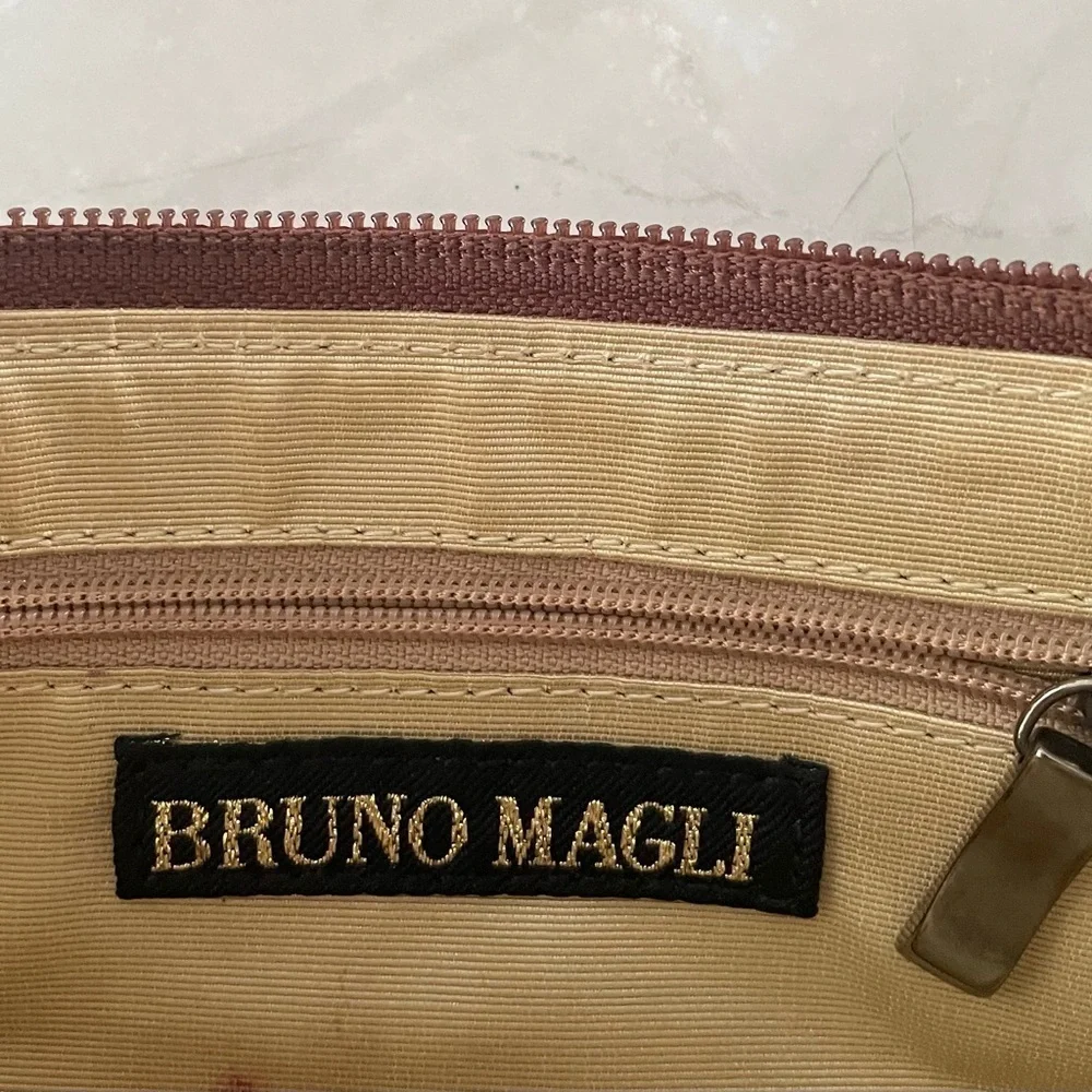 Vintage Bruno Magli •russet colored •Made in Italy •Leather fabric handbag
